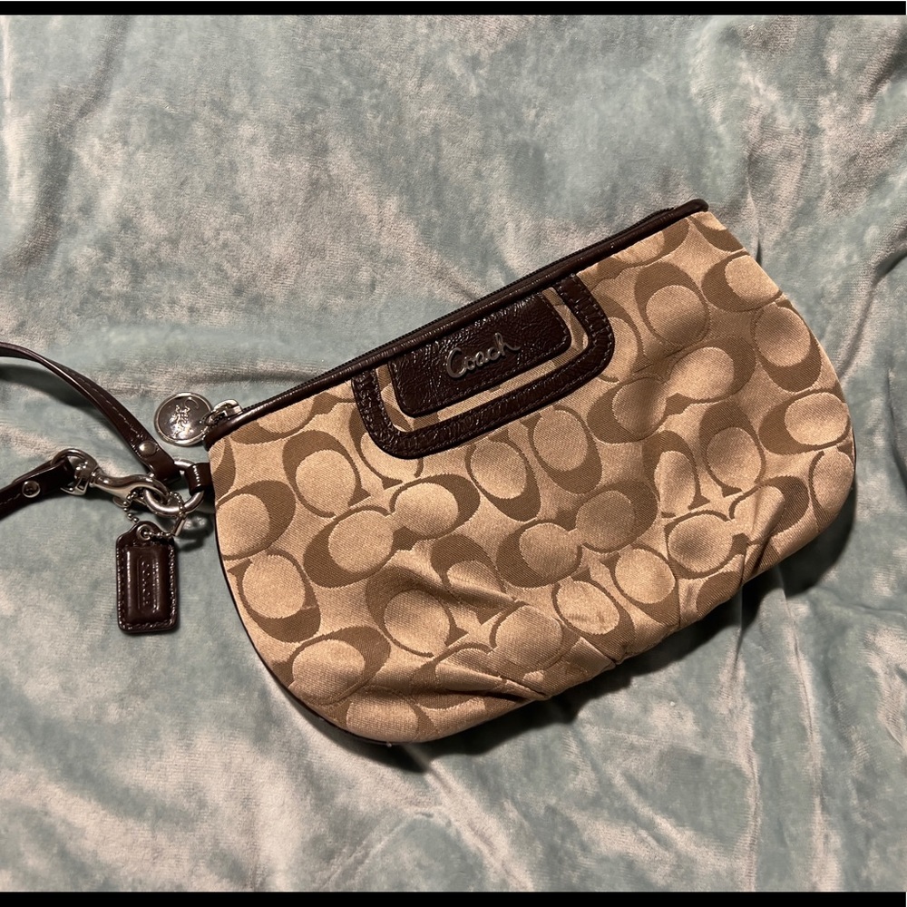 Coach Wristlet/Wallet Taupe Jacquard fabric